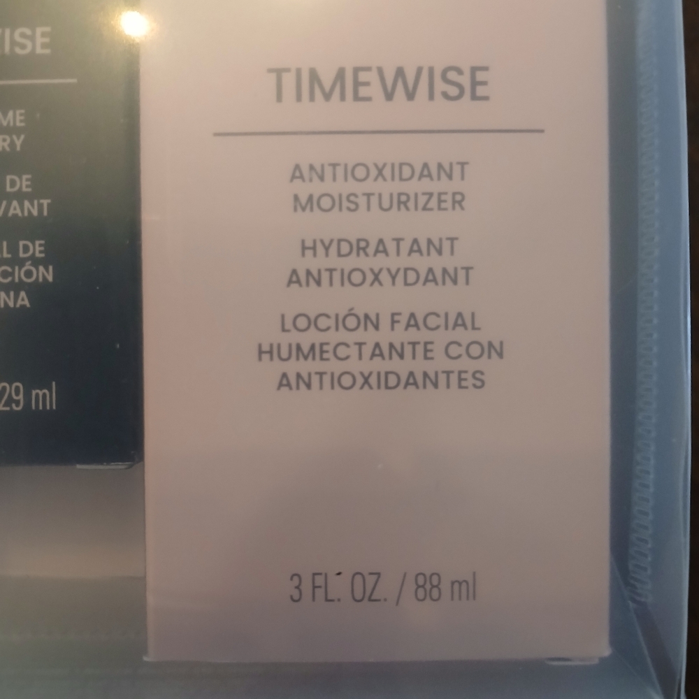 TimeWise 3D Miracle Hydrating Set- normal/dry skin Exp 05/26 - Picture 7 of 10